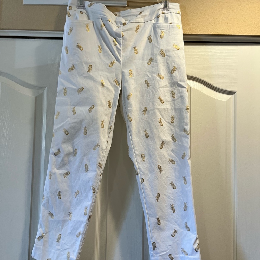 Chico’s white with gold pineapples pants 
Size 3 (16)